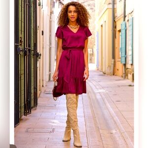 Tie Waist Ruffle Detail Charmeuse Dress Cabernet size L